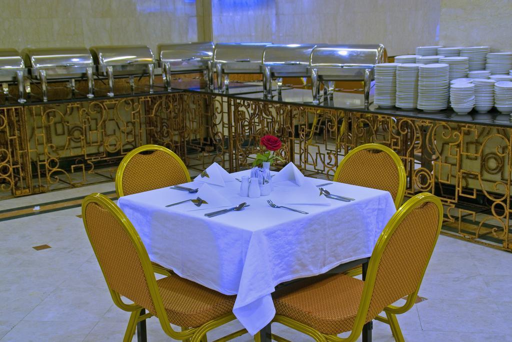 Al Eiman Al Qibla Hotel Medina Eksteriør billede